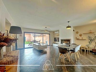 Maison - 125 m² - 4 pièces