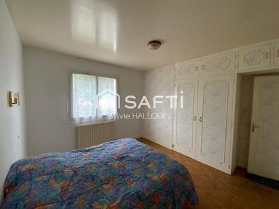 Maison - 137 m² - 5 pièces