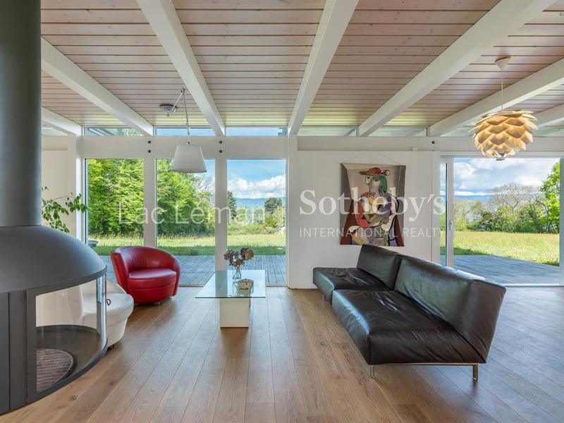 Maison - 257 m² - 6 pièces