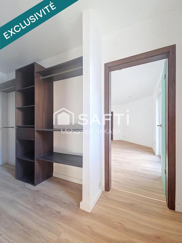 Maison - 300 m² - 8 pièces