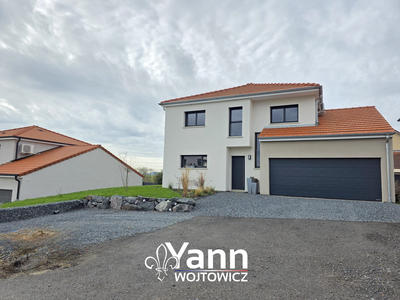 Maison - 126 m² - 5 pièces