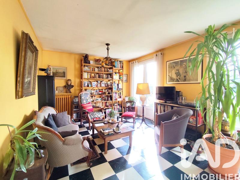 Maison - 136 m² - 8 pièces