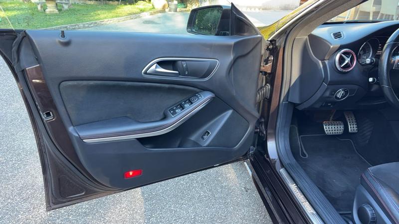Mercedes Cla 200 CDi 136 7g-Dct Amg Line - Automatique