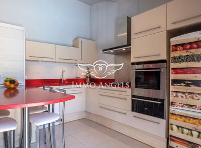 Maison - 175 m² - 7 pièces