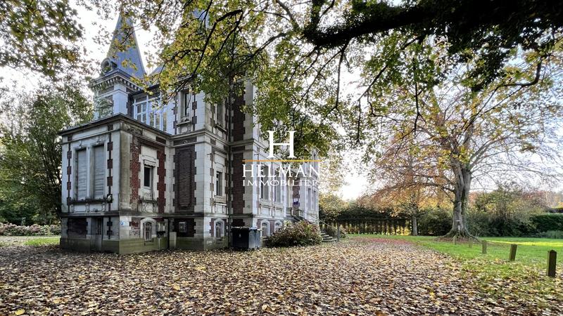 Château - 550 m² - 17 pièces