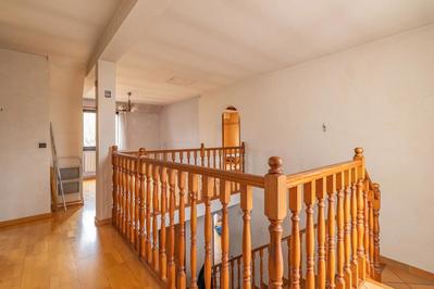 Maison - 240 m² - 8 pièces