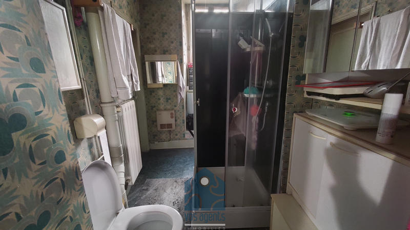 Maison - 200 m² - 8 pièces