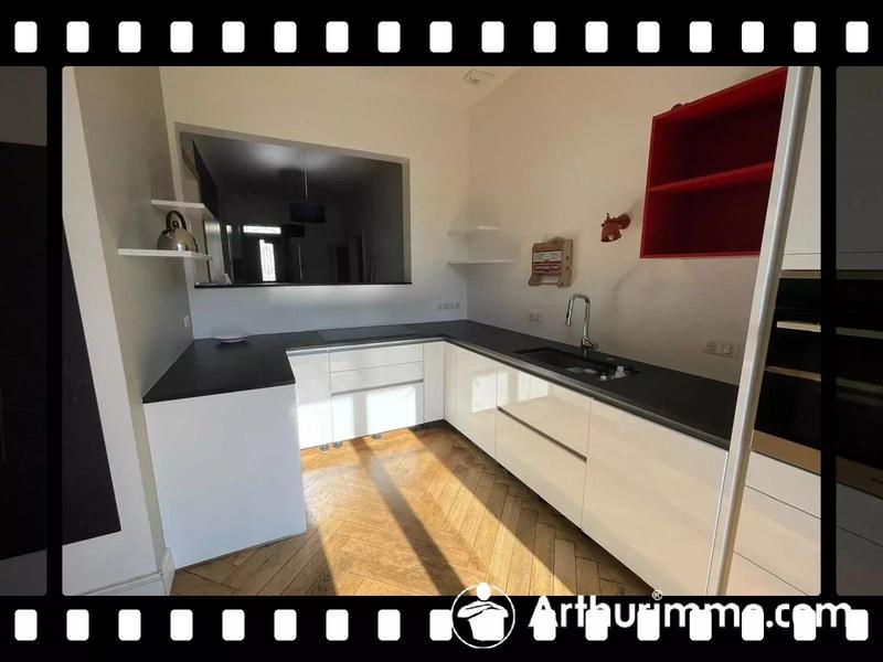 Appartement - 135 m² - 6 pièces