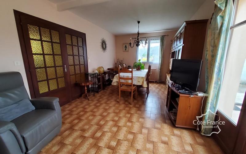 Maison - 111 m² - 5 pièces