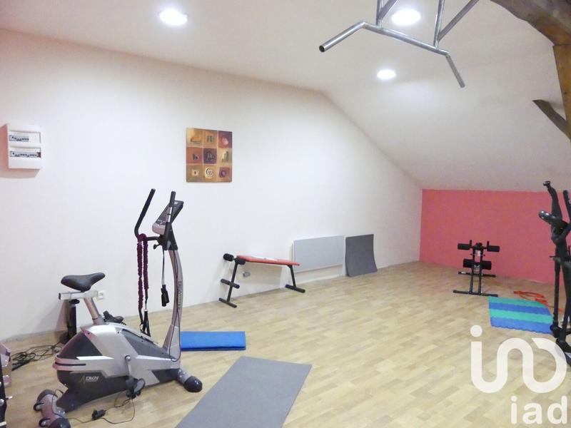 Maison - 230 m² - 6 pièces