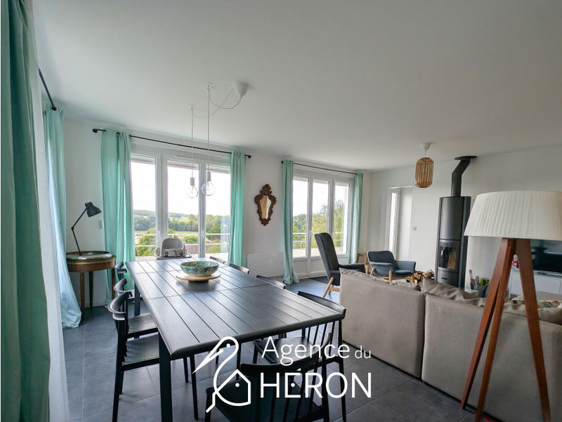 Maison - 151 m² - 7 pièces