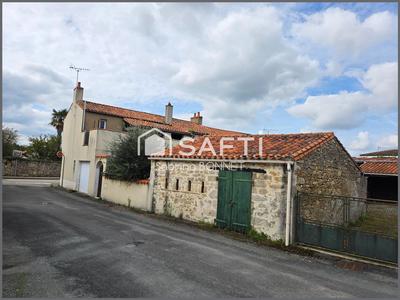 Maison - 141 m² - 7 pièces