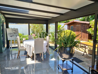 Maison - 104 m² - 5 pièces