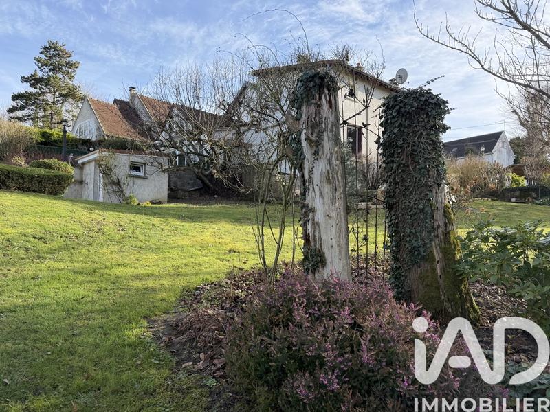 Maison - 275 m² - 8 pièces