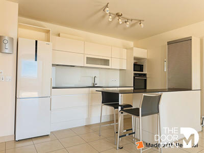 Appartement - 92 m² - 5 pièces