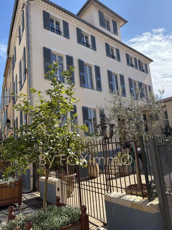 Maison de village - 209 m² - 8 pièces