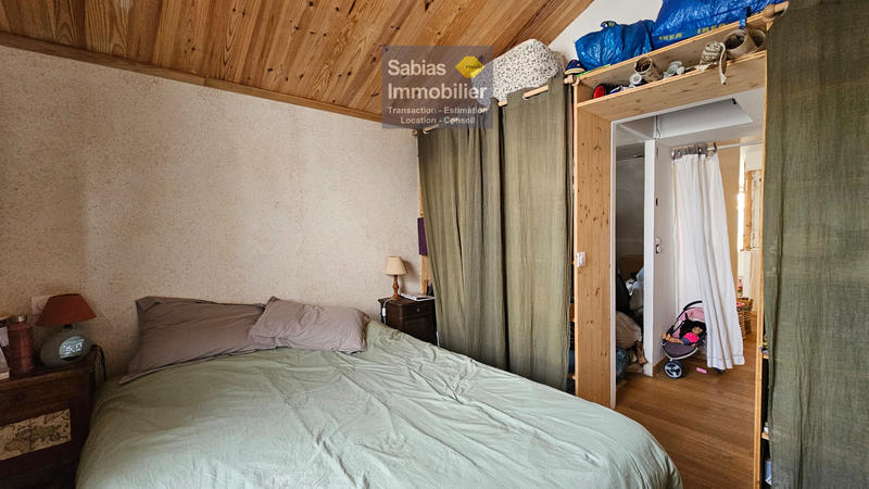 Maison - 198 m² - 11 pièces