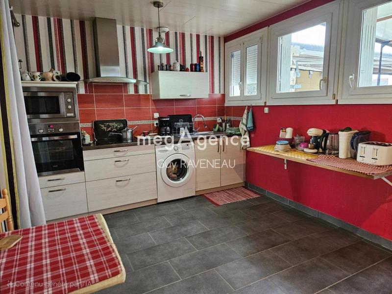 Maison - 80 m² - 4 pièces