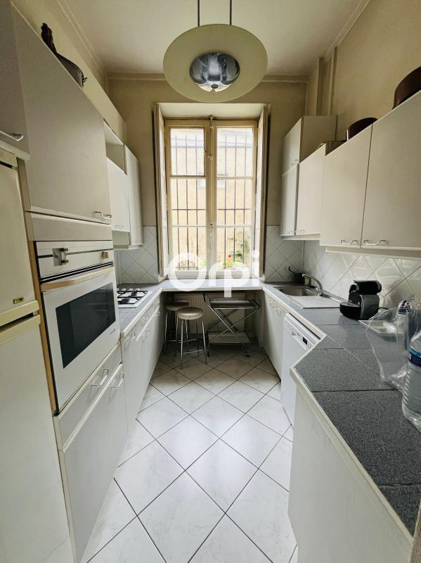 Appartement - 127 m² - 4 pièces