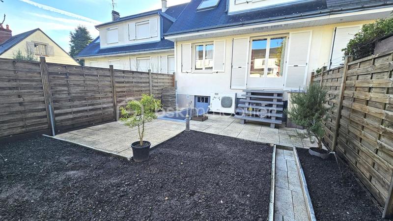 Maison - 101 m² - 4 pièces