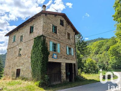 Maison de campagne - 130 m² - 8 pièces