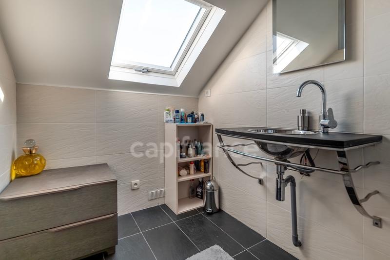 Appartement ancien - 129 m² - 6 pièces