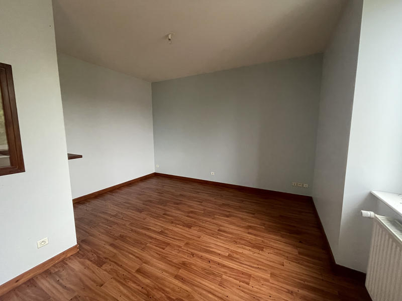 Maison - 337 m² - 16 pièces