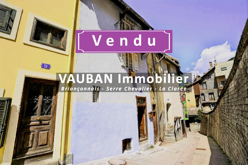 Maison - 99 m² - 5 pièces