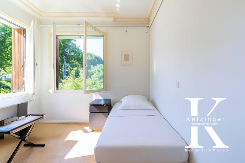 Appartement - 126 m² - 6 pièces