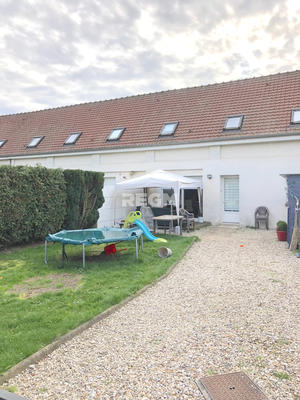Maison - 240 m² - 12 pièces