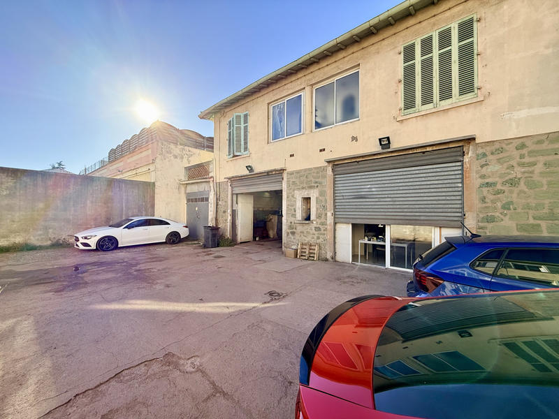 Local commercial - 186 m²