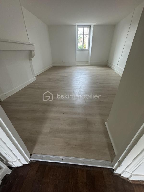 Maison ancienne - 261 m² - 10 pièces