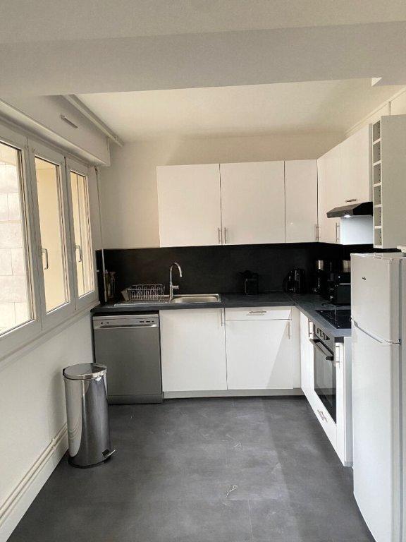 Chambre - 9 m² - 5 pièces