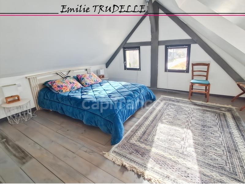 Demeure - 324 m² - 11 pièces