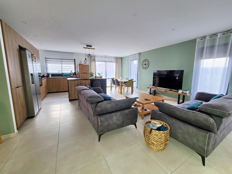 Maison - 106 m² - 4 pièces