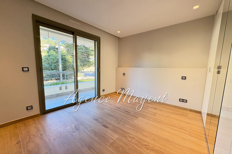 Appartement - 92 m² - 3 pièces