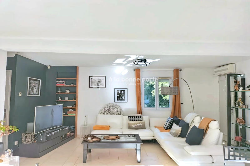 Villa - 156 m² - 6 pièces