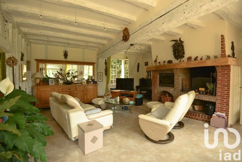 Maison - 235 m² - 7 pièces