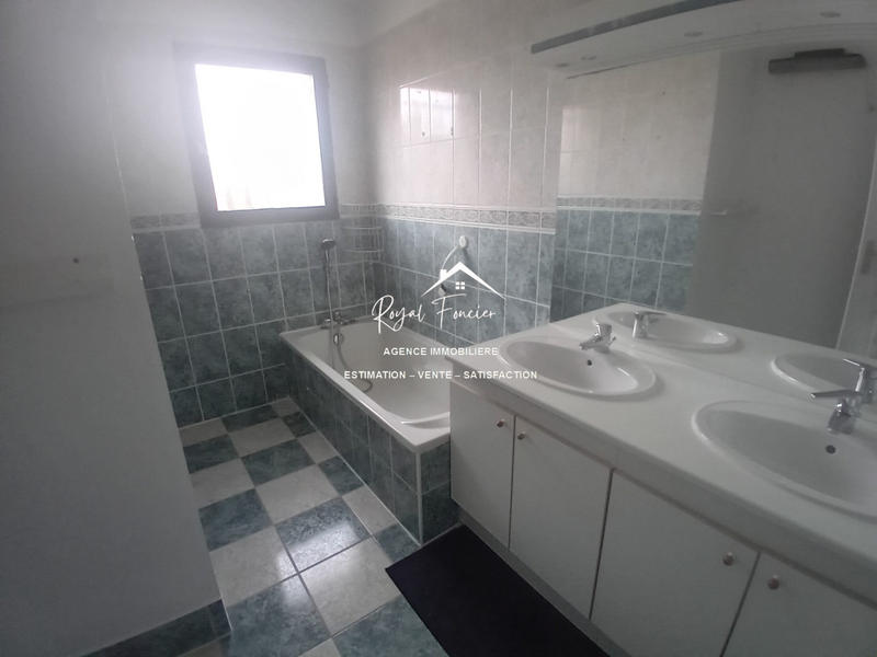 Maison - 97 m² - 4 pièces