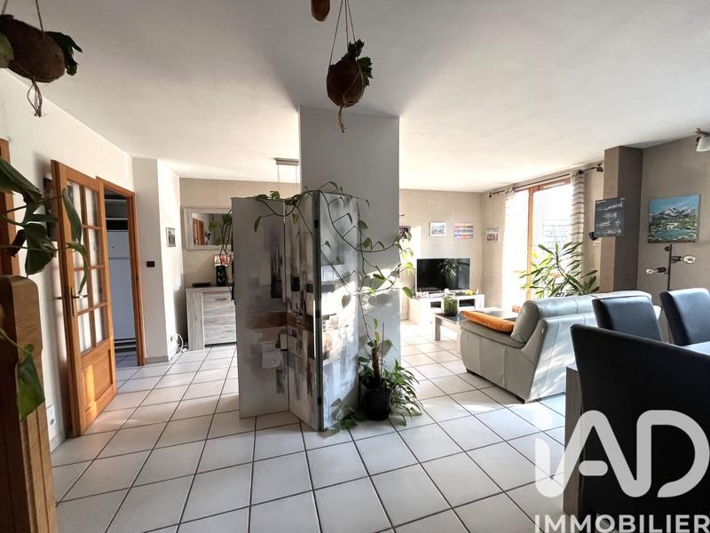 Maison - 99 m² - 4 pièces