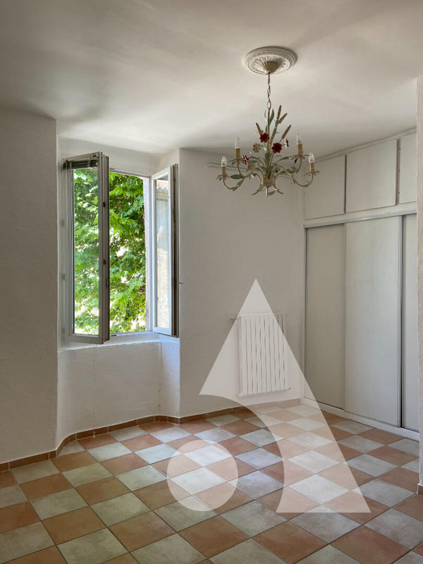 Appartement - 120 m² - 5 pièces