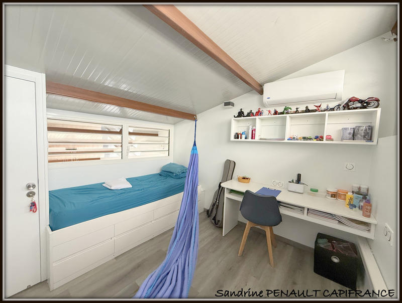 Maison d'architecte - 246 m² - 7 pièces