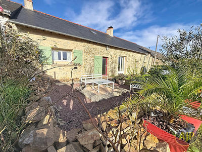 Maison - 92 m² - 4 pièces