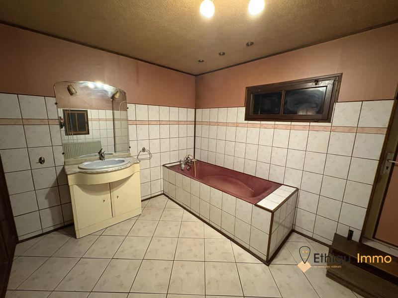 Maison ancienne - 114 m² - 4 pièces