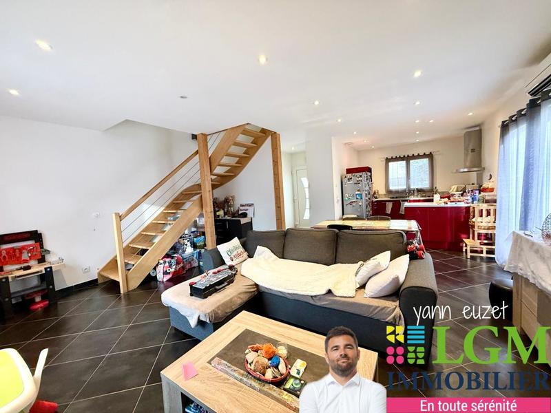 Maison - 100 m² - 4 pièces