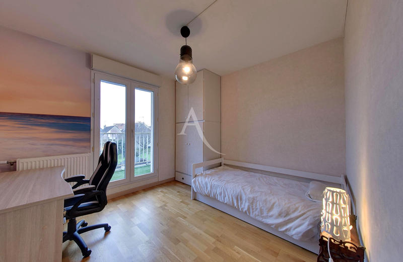 Appartement - 82 m² - 4 pièces