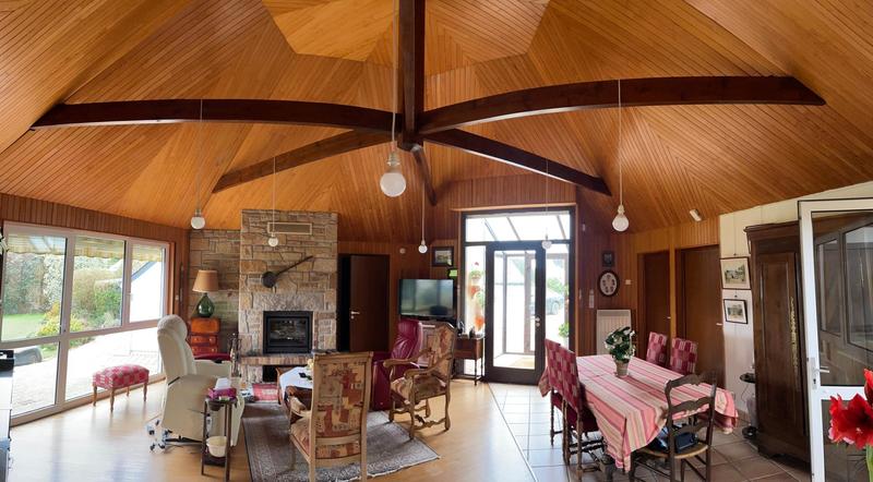 Maison - 195 m² - 8 pièces