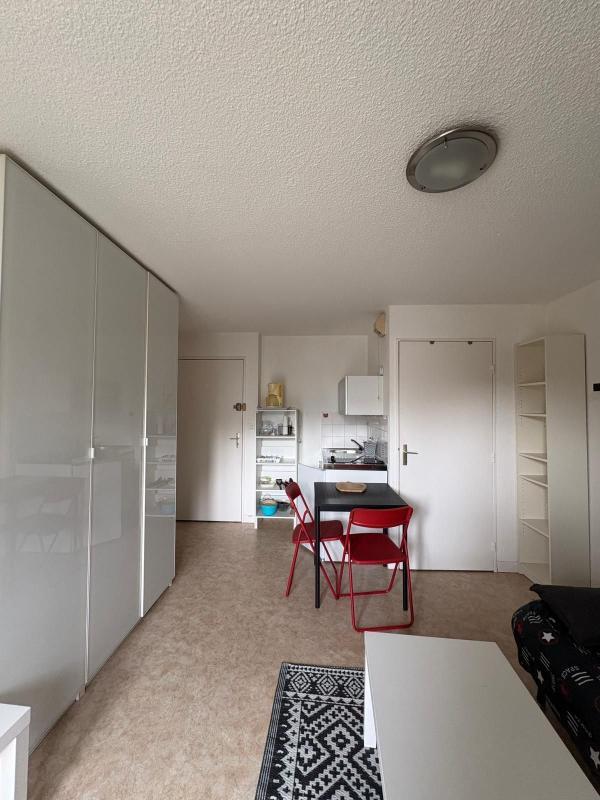 Studio - 18 m² - 1 pièce