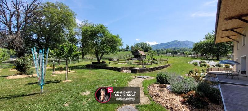 Maison - 320 m² - 7 pièces