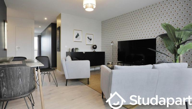 Chambre - 10 m² - 1 pièce